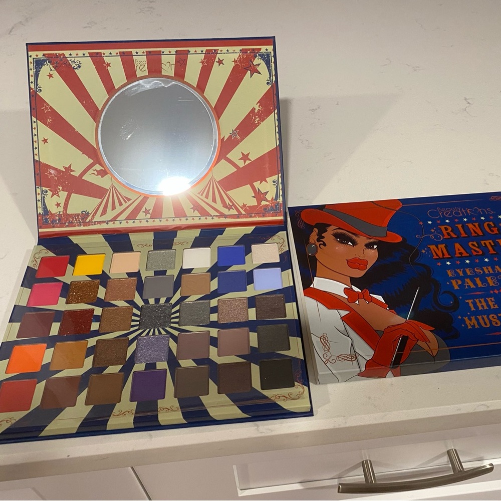 Ringmaster Eyeshadow Palette